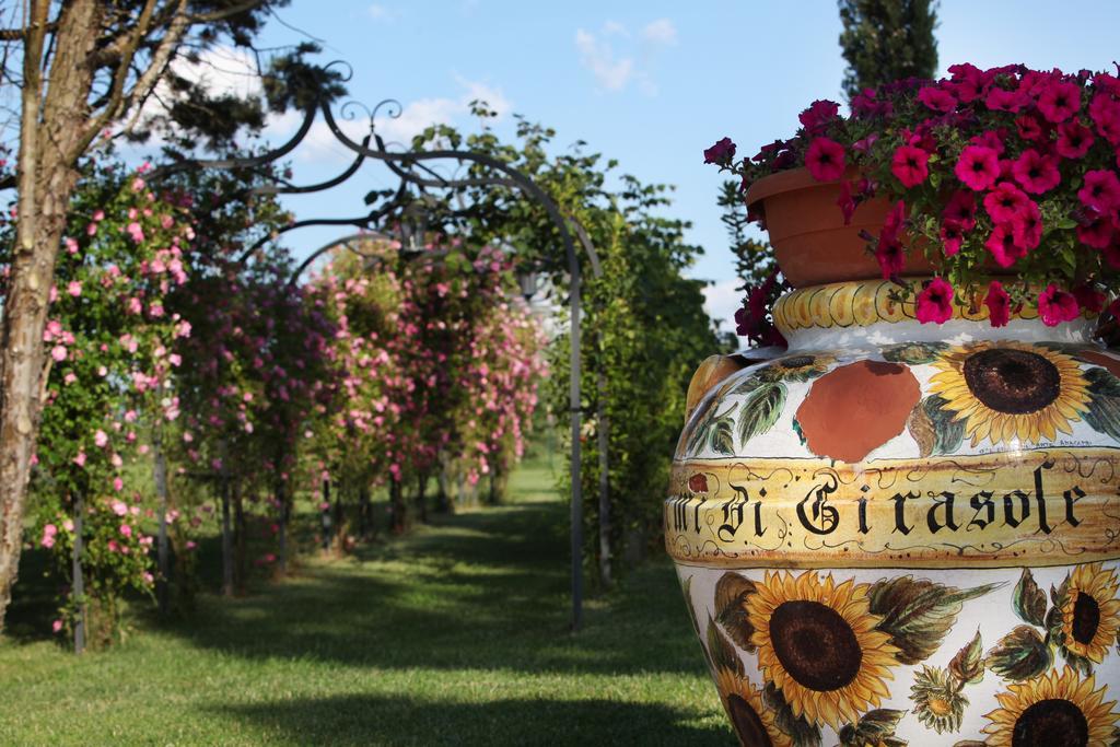 E San Crispino Farm stay